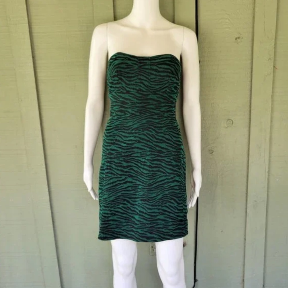 NWT Diane Von Furstenberg Emerald & Black Tiger Print Mini Dress Size 0